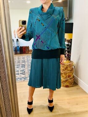 Vintage 80’s Abstract Pleated Drop Waist Dress